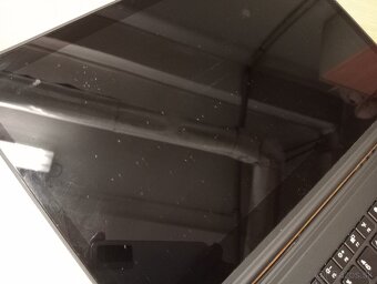 predám nefunkčný notebook Lenovo Thinkpad X1 YOGA - 7