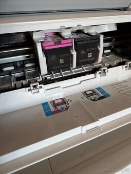 HP DeskJet 3750 multifunkčná atramentová tlačiareň - 7