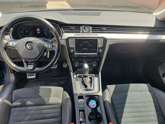 Passat B8 2,0TDi 110KW CRLB DSG bez AD Blue, Highline - 7