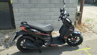 Predám DERBI/PIAGGIO Sport Variant 125 - 7