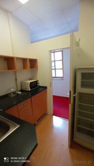 108m² priestor pri Marianskom Námestí Zilina - 7