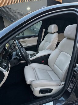BMW 530d xDrive Luxury Line (F10) – Top výbava - 7
