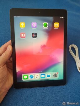 Apple iPad Air 16GB - 7