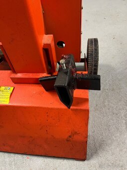 Predám 6T štiepačku na drevo ATIKA - 7