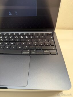 Macbook Air 2025 24RAM 512GB SSD - BLACK - 7
