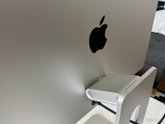 Predám Apple Studio Display 5K – TOP STAV - 7