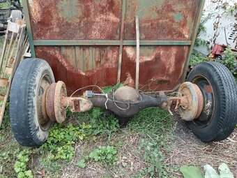 Lanová nadstavba, hakovy nosiče, vlečka - 7