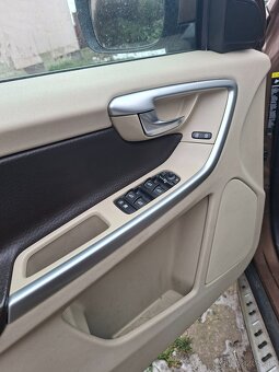 Predam vymenim Volvo XC60 - 7