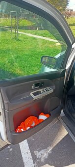 Ford Galaxy 1.9 TDI 96kW, 7-miestne, manuál - 7