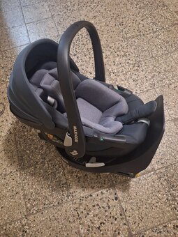 Maxi-Cosi Pebble 360+ Maxi-Cosi FamilyFix 360 - 7