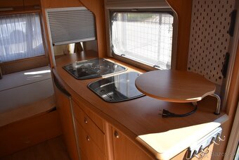 Chateau Calista 430, 900/1300kg, 2006 - 7