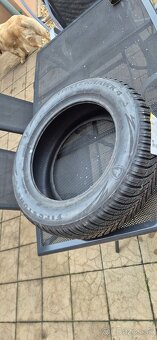 predam zimnú pneumatiku 215/60 R17 - 7