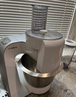 Bosch MUM 54240 Kuchynský robot plus príslušenstvo - 7