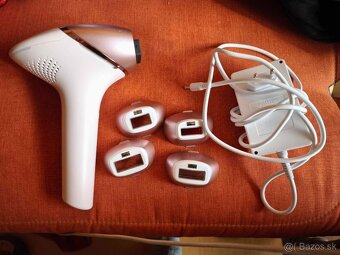 IPL epilátor Philips Lumea Series 9000, BRI958 - 7