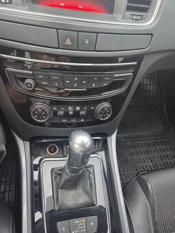 Predàm peugeot 508 - 7
