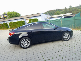 Opel Insignia 2,0 CDTI 96kw  Cosmo - 7