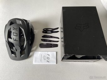 Cyklistická prilba FOX Speedframe Pro čierna - 7