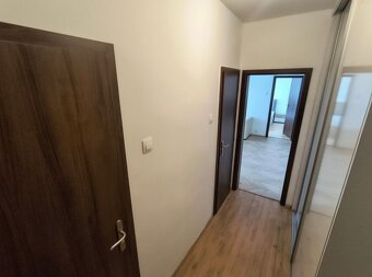 Na prenájom 2,5-izbový byt – Komárnická ul., Bratislava II – - 7