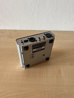 Behringer Ultragain MIC100 - 7