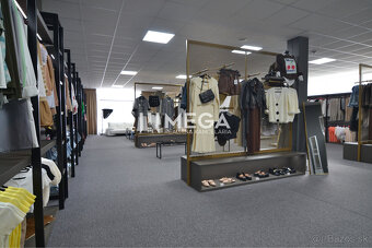 ODSTÚPENIE prevádzky - štýlový obchod s oblečením - mesto Hu - 7