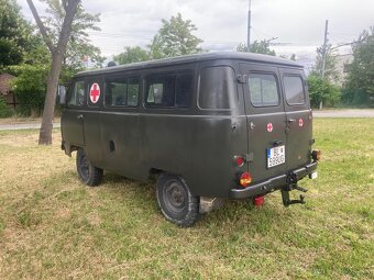 UAZ 452A - Buchanka - 7