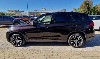 BMW X5 XDRIVE30D A/T - 7
