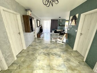 Krásny 4 izbový dom 124 m2 pozemok 627 m2, Galanta Kolónia - 7