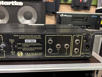 SWR SM-400S Profi bass Amp s 2U rackom - 7