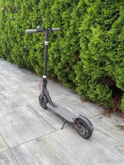 Xiaomi M365 kolobežka - 7