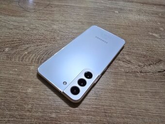 Samsung s22 128gb v TOP stave velmi malo pouzivany ma len ve - 7