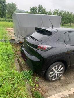 Predám Peugeot 208 1.2 PureTech 2020 búrané - 7