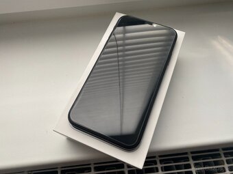 iPhone XR 64Gb Black - 7
