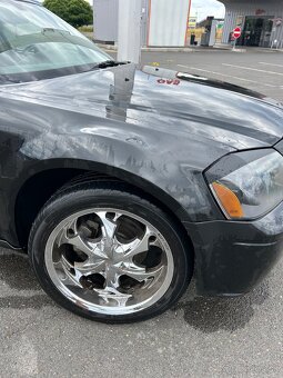 Dodge Magnum - 7