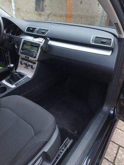 Volkswagen Passat  sedan 1.6 TDI BlueMotion - 7
