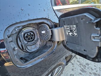 Mercedes-Benz A trieda 250 e /T - 7