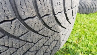 Predám disky 16" s pneu z Octavia IV - 7