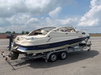 Motorový čln REGAL 2150, Volvo Penta 5GL - 7