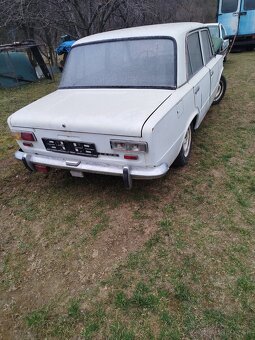 Predám dve auta Lada 2101 - 7