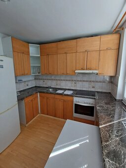 Predam 2- izbovy byt garazou - 7