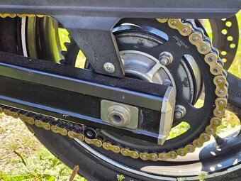 Predám Suzuki DL650 V Strom 2008 - 7