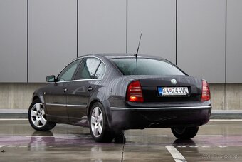 Škoda Superb 2.0 TDI 103kW M6 - 7
