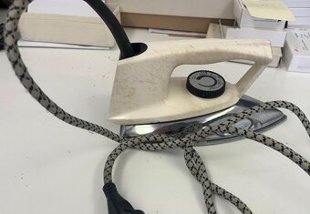 retro Eta žehličky typ 219 - 7