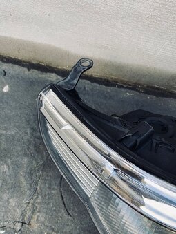 Dynamic xenon bmw E60/E61 natáčacie predfacelift - 7