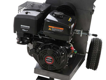 Predám drvič konárov - 7