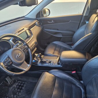 Predám KIA Sorento - 7