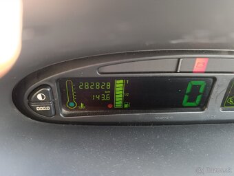 PREDAM CITROEN XSARA PICASSO 1.6HDI - 7