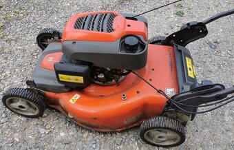 Husqvarna kosacka s pohonom na diely - 7