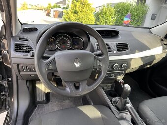 Renault Fluence 1.6 - 7