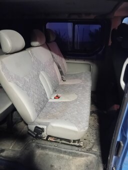 Renault Trafic 9 miestny - 7