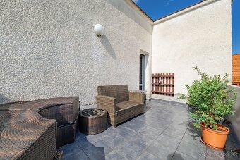 DVOJGENERAČNÝ DOM V ČANI - 7